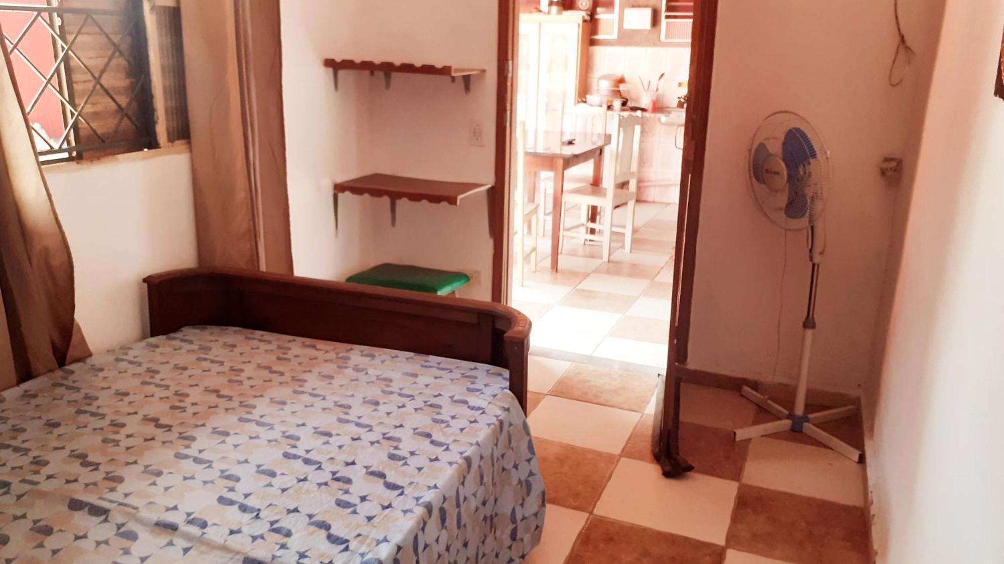 Hostel Canto Da Praia Sao Sebastiao - Proximo Ao Enrocamento Caraguatatuba Kamer foto